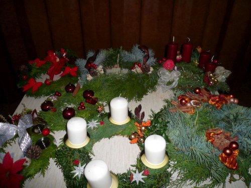 Klub dobré pohody - Výroba adventních věnců - 25.11.2010